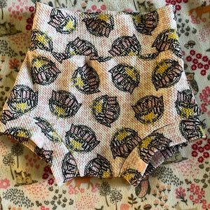 Size 18 to 24 months bummies, says Mamas mini.